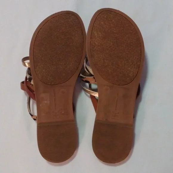 🌞🌞🌞INC International Concepts flipflops size 6 5 straps in multi colors. EUC - Picture 4 of 4